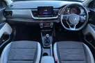 2021-kia-stonic-10-t-gdi-connect-small-9