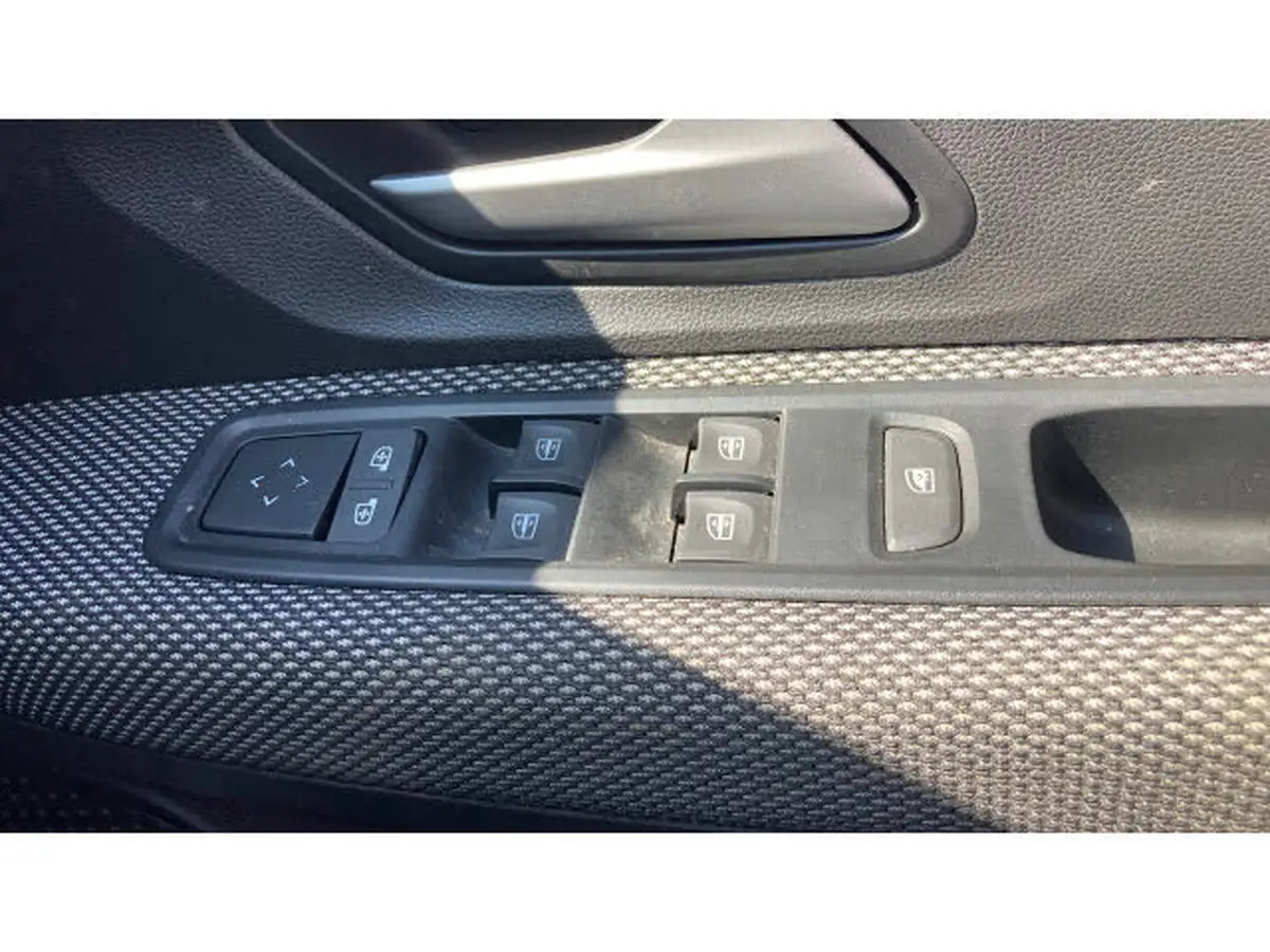 2024-dacia-sandero-stepway-10-tce-expression-90bhp-big-29