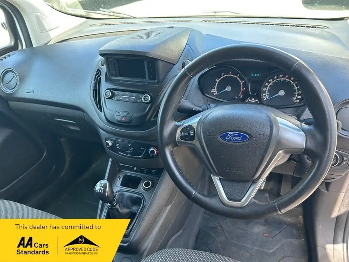 2020-ford-transit-courier-10t-base-ecoboost-big-10