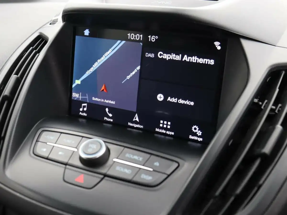 2019-ford-kuga-15tdci-st-line-ss-big-11