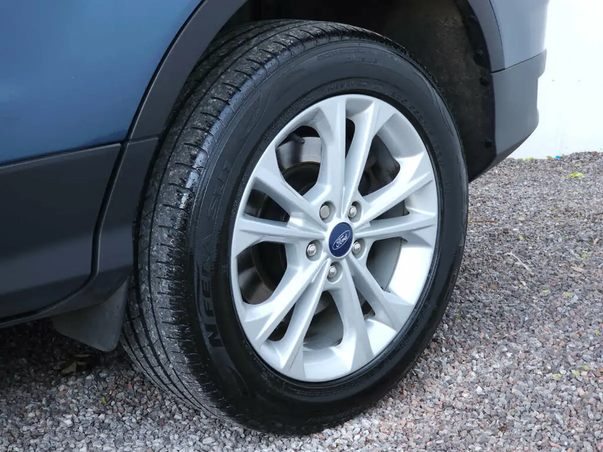 2018-ford-kuga-15tdci-titanium-big-20