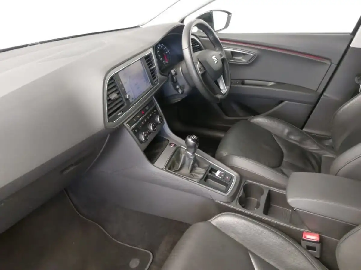 2019-seat-leon-15-tsi-evo-xcellence-130ps-ss-hatchback-big-4