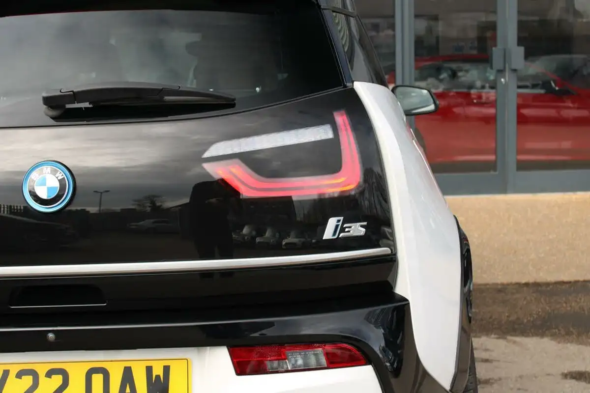 2022-bmw-i3-e-120-ah-s-big-28