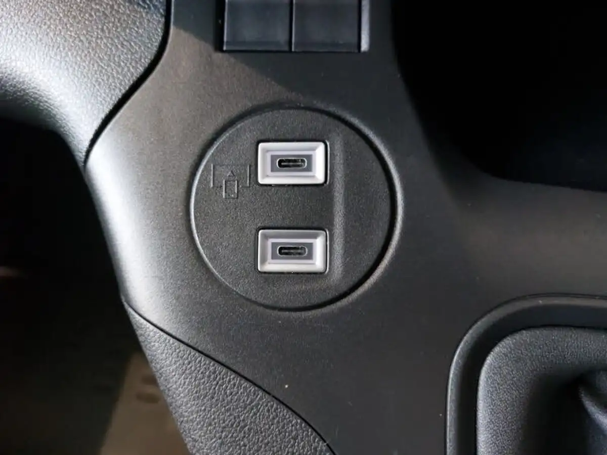 2024-peugeot-partner-15-bluehdi-professional-100pseu6d-big-16