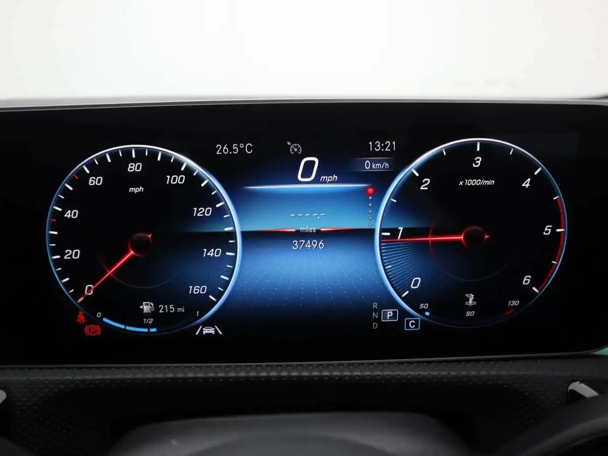 2019-mercedes-benz-a-class-15d-a180d-sport-premium-hatchback-5d-7g-dct-big-10