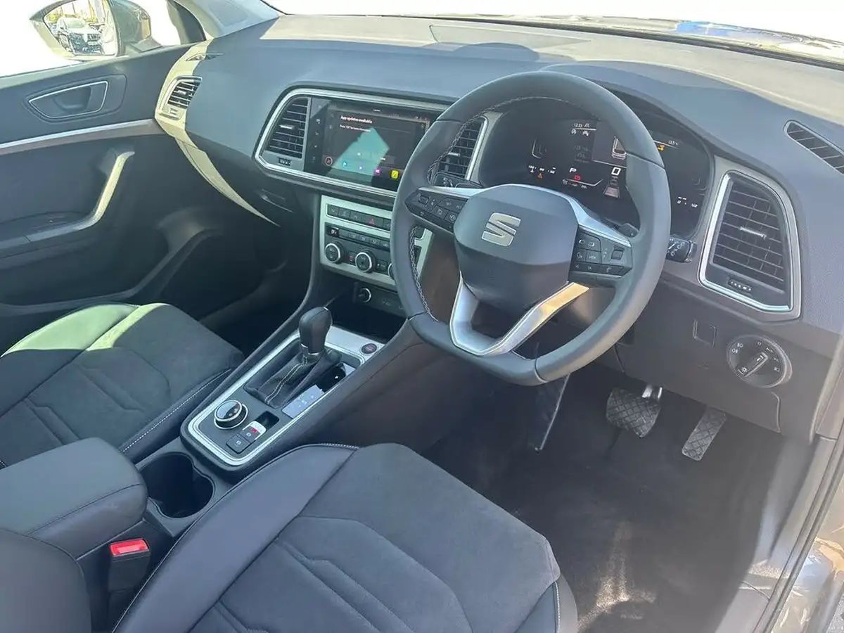2025-seat-ateca-15-ecotsi-xperience-dsg-big-4
