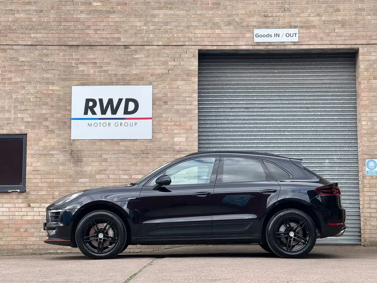 2016-porsche-macan-30td-s-big-16