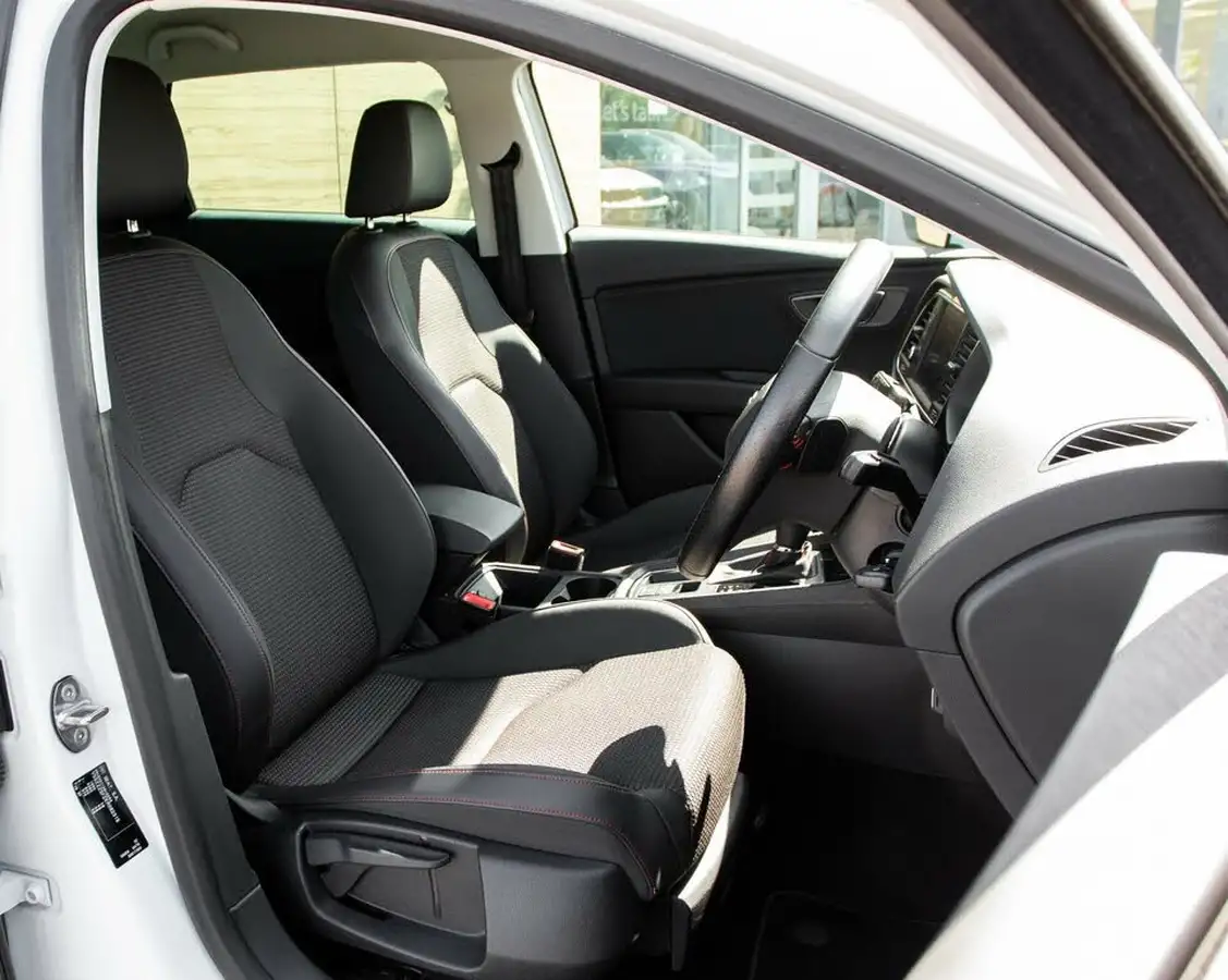 2019-seat-leon-15-tsi-evo-fr-150ps-ss-estate-dsg-big-31