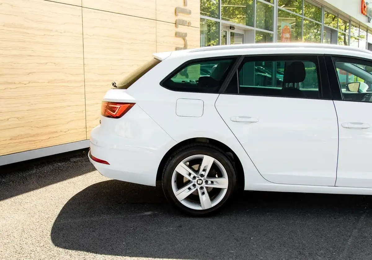 2019-seat-leon-15-tsi-evo-fr-150ps-ss-estate-dsg-big-7