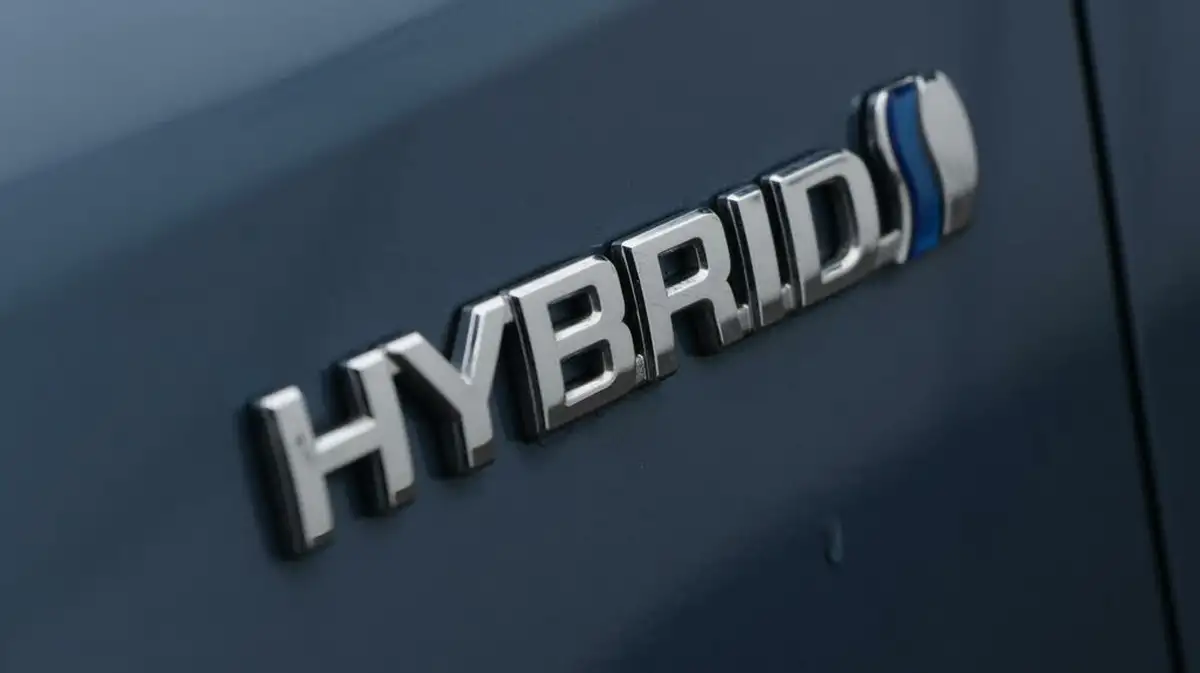 2021-toyota-corolla-18-vvt-i-icon-tech-trk-hatchback-5d-big-20