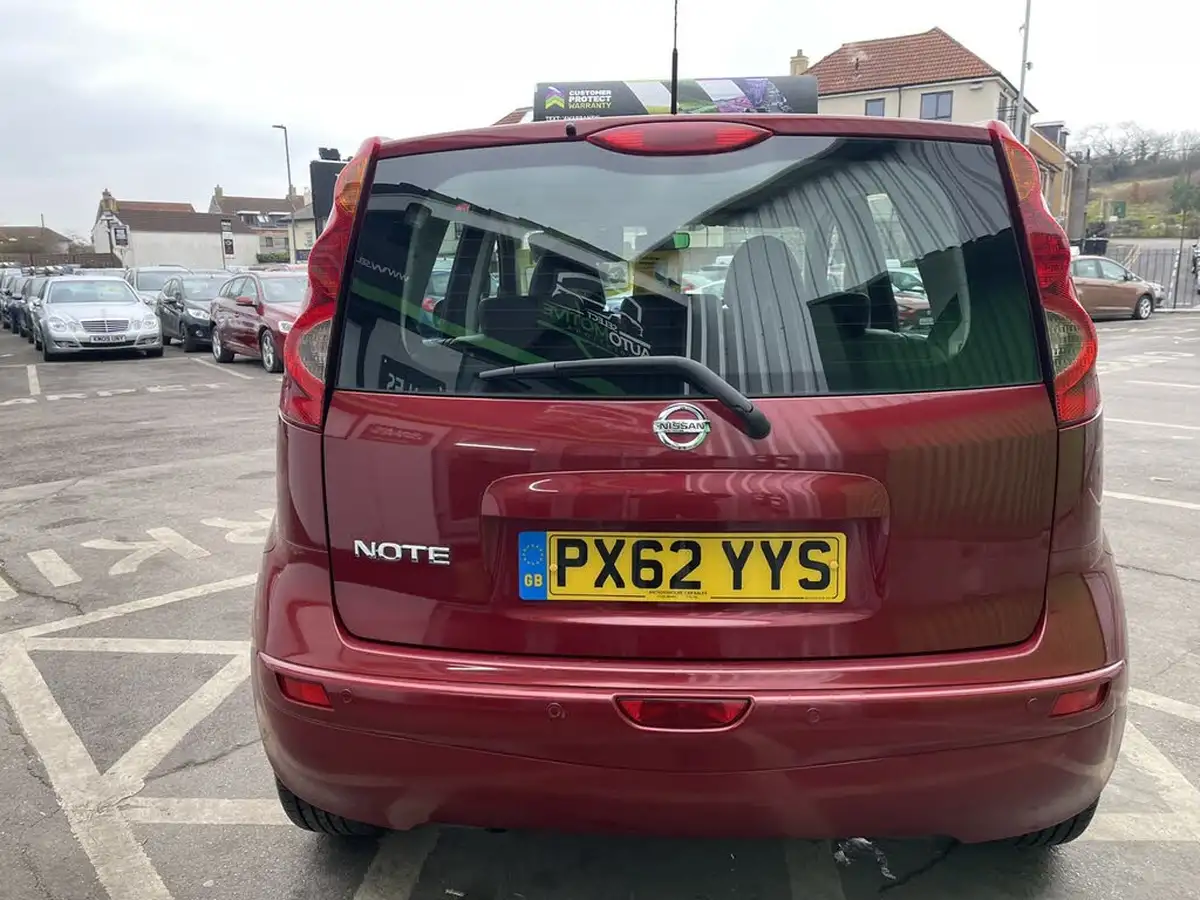 2011-nissan-note-14-acenta-big-5