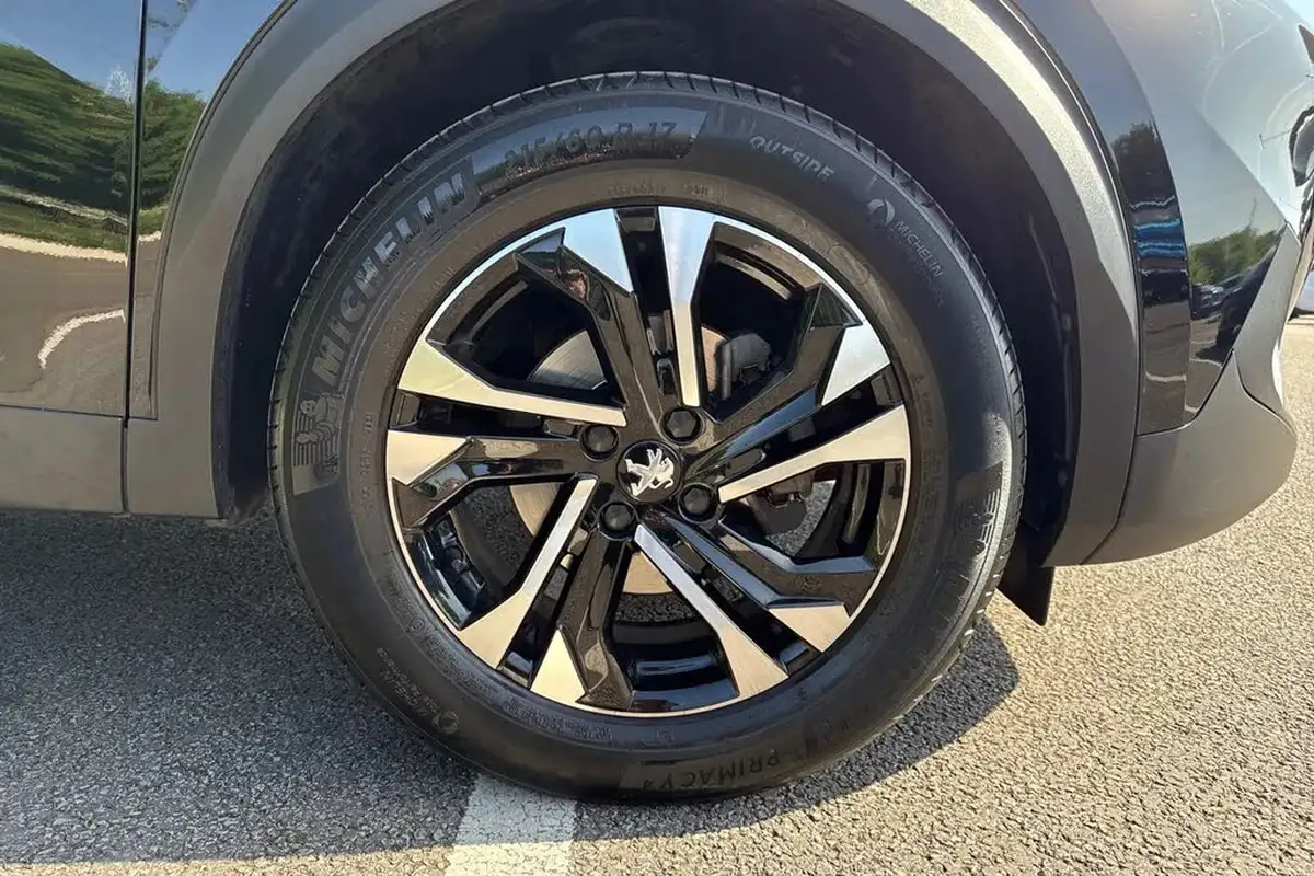 2021-peugeot-2008-suv-12-puretech-allure-130bhp-big-8