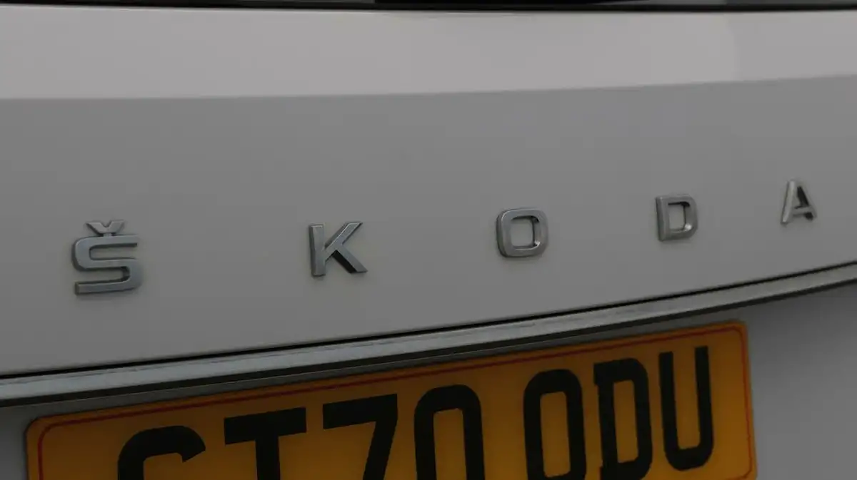 2020-skoda-superb-15-tsi-se-l-estate-big-20