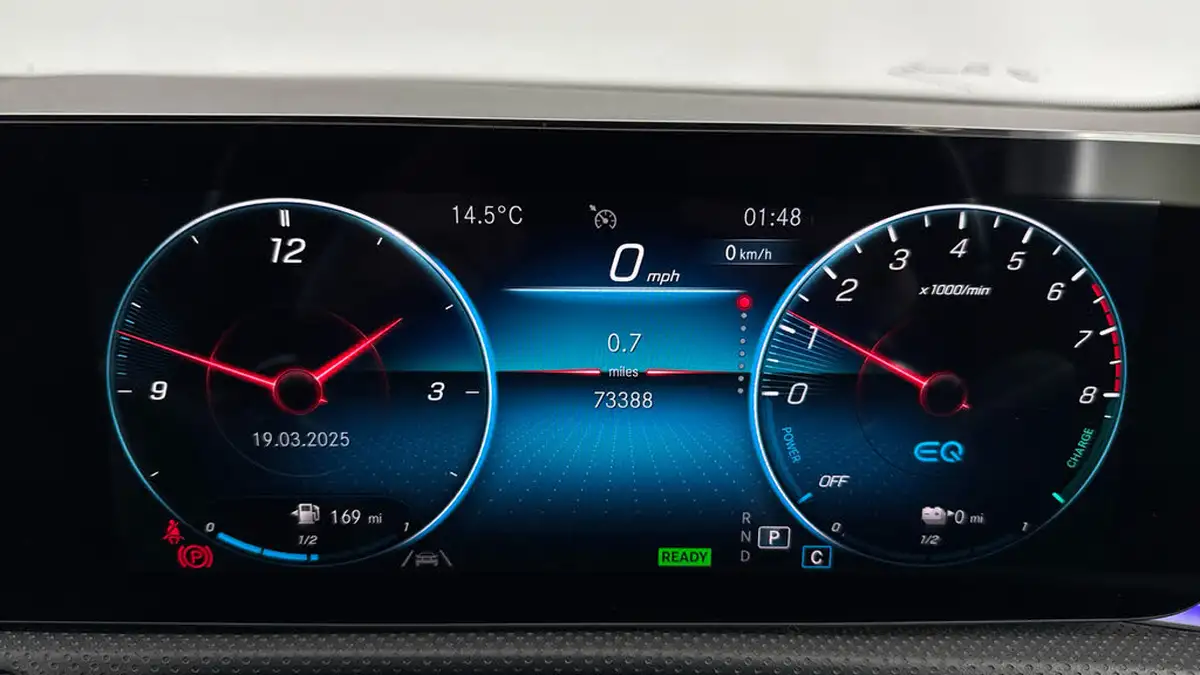 2020-mercedes-benz-cla-13-cla-250e-amg-line-premium-shooting-brake-5d-big-12
