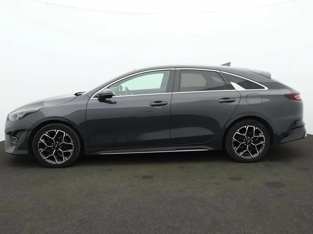 2022-kia-pro-ceed-15-t-gdi-gt-line-big-3