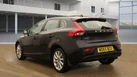 2016-volvo-v40-16td-se-lux-small-5