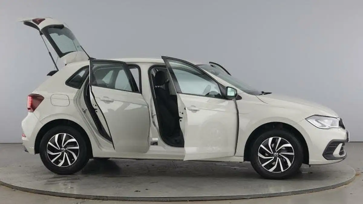 2024-volkswagen-polo-10-tsi-life-big-9