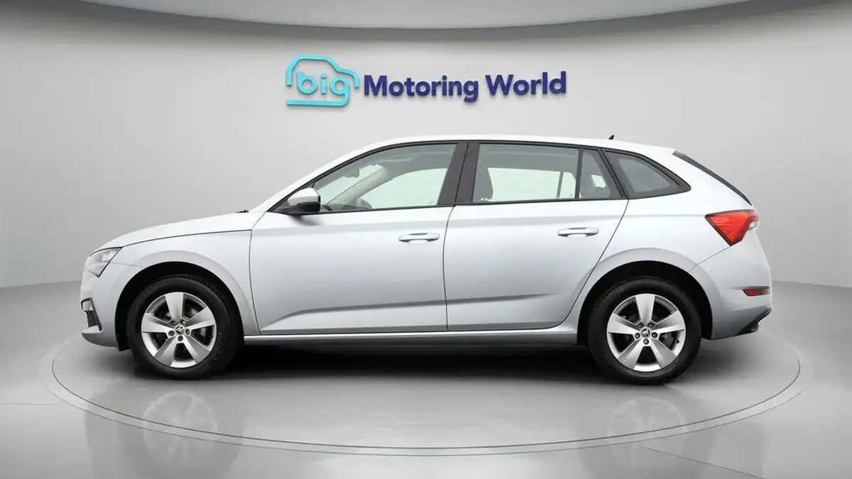 2023-skoda-scala-10-tsi-se-110ps-big-3