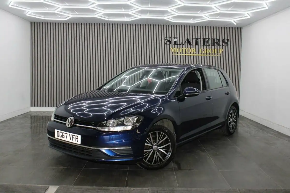2017-volkswagen-golf-14-tsi-se-nav-ss-hatchback-5d-big-2