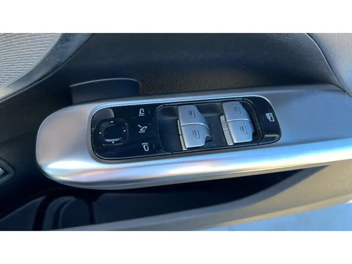 2023-mercedes-benz-c-class-20-c300e-amg-line-premium-plus-estate-5d-big-21