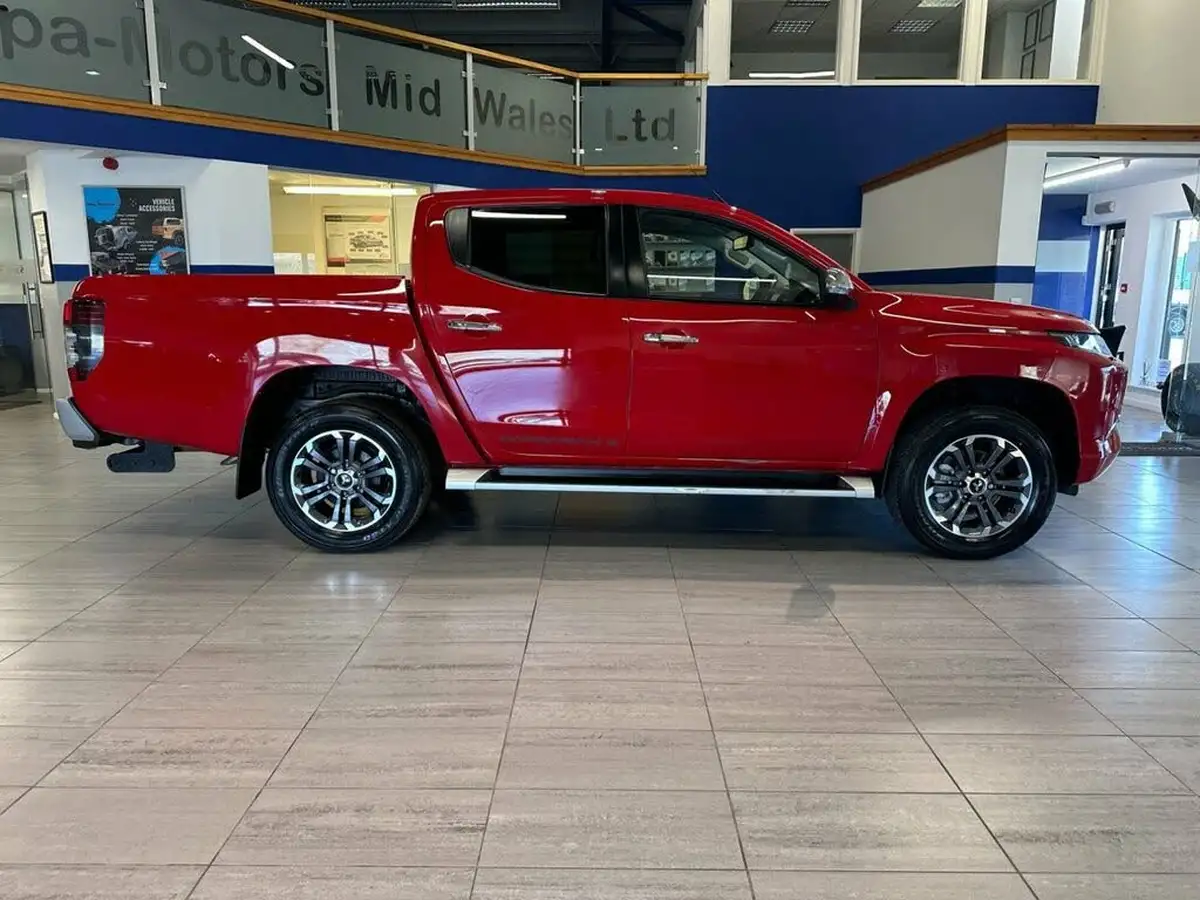 2021-mitsubishi-l200-22di-d-barbarian-x-big-7