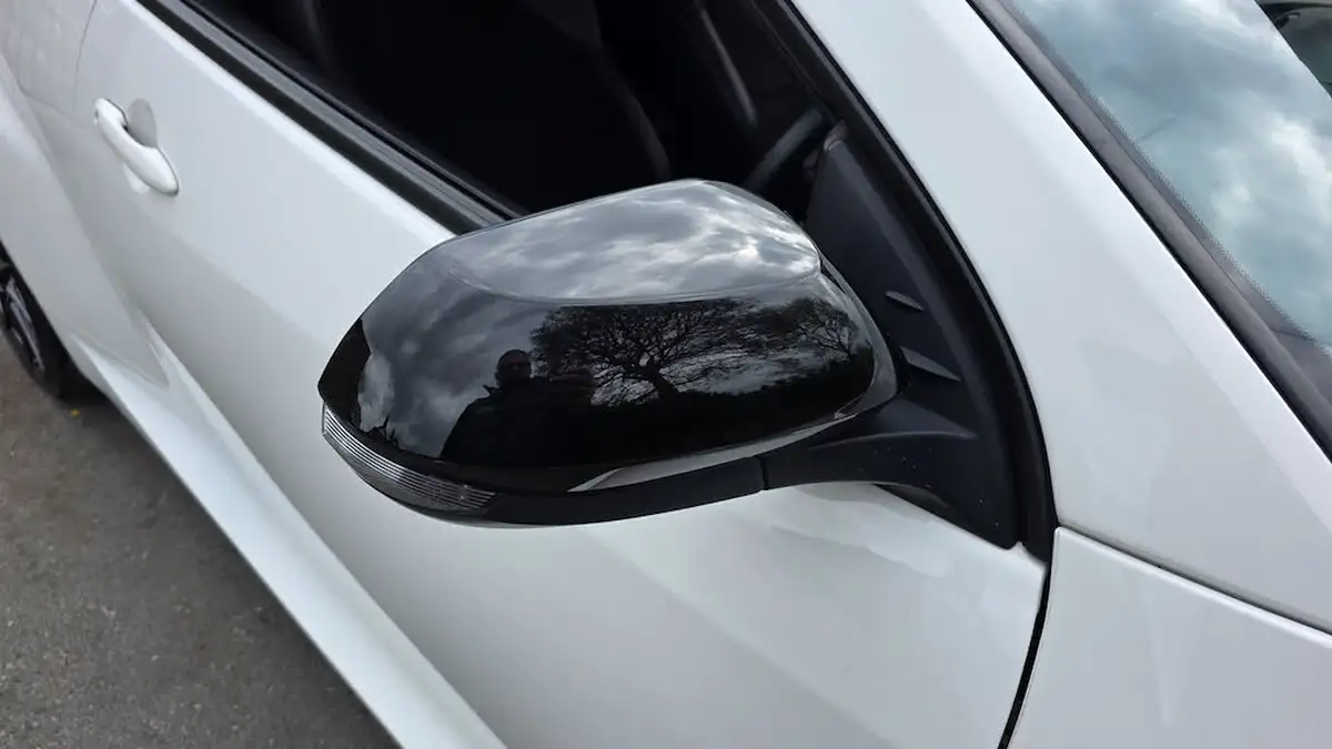 2021-toyota-yaris-16-gr-circuit-pack-big-18