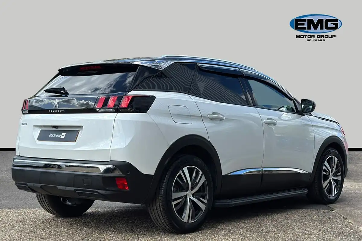 2023-peugeot-3008-suv-12-puretech-allure-premium-eat8-big-5