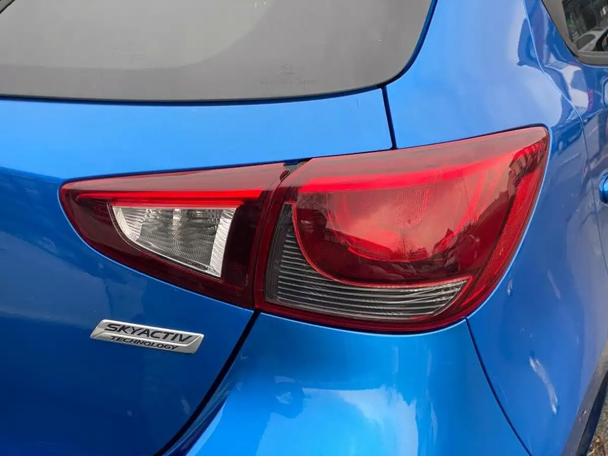 2016-mazda-mazda2-15td-sport-nav-big-35