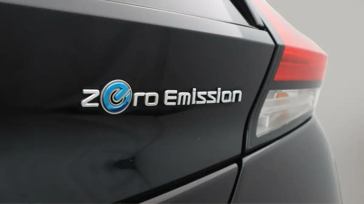 2021-nissan-leaf-e-n-connecta-big-22