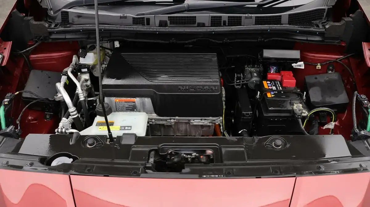 2021-nissan-leaf-e-n-connecta-big-18