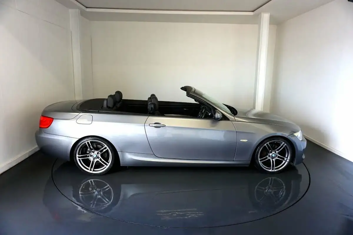 2012-bmw-3-series-20td-320d-m-sport-convertible-2d-big-9