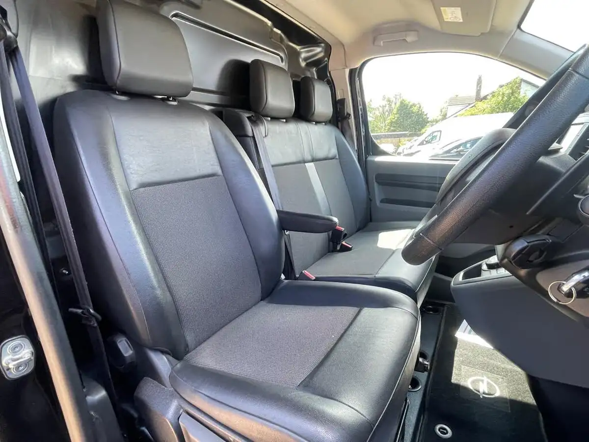 2021-vauxhall-vivaro-20td-3100-l2h1-dynamic-145pseu6d-panel-auto-big-15