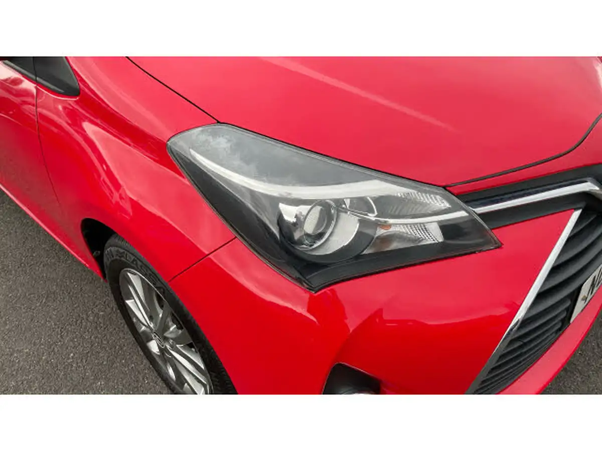 2016-toyota-yaris-133-icon-vvt-i-5d-big-37