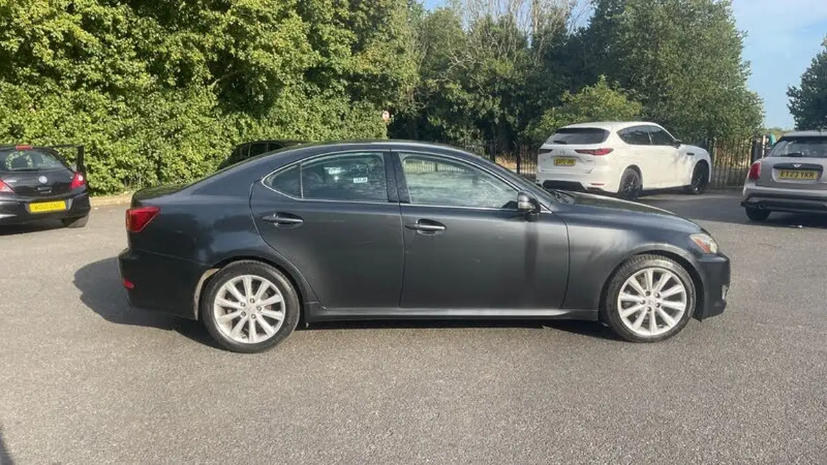 2010-lexus-is-250-25-se-i-dab-saloon-4d-auto-big-5