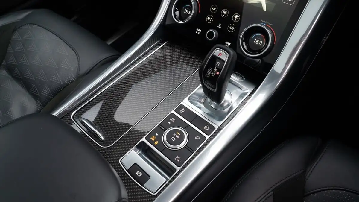 2022-land-rover-range-rover-sport-50-v8-p575-svr-carbon-edition-big-23