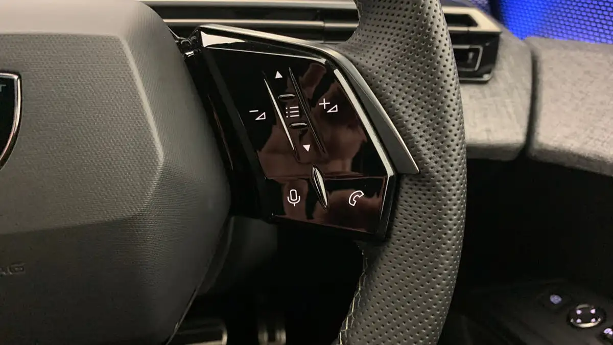 2024-peugeot-3008-suv-big-17