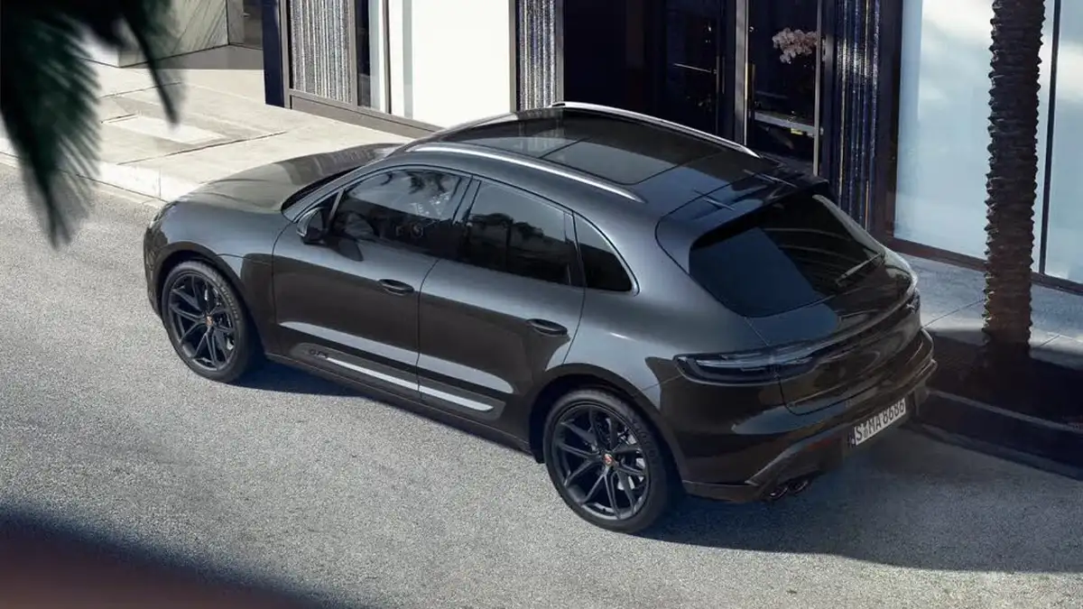 2024-porsche-macan-29-v6-gts-big-3