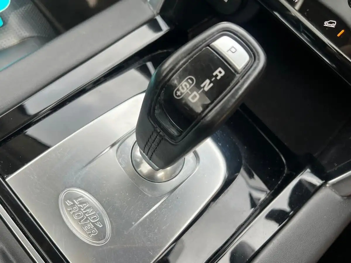 2019-land-rover-discovery-sport-20-d180-hse-big-40