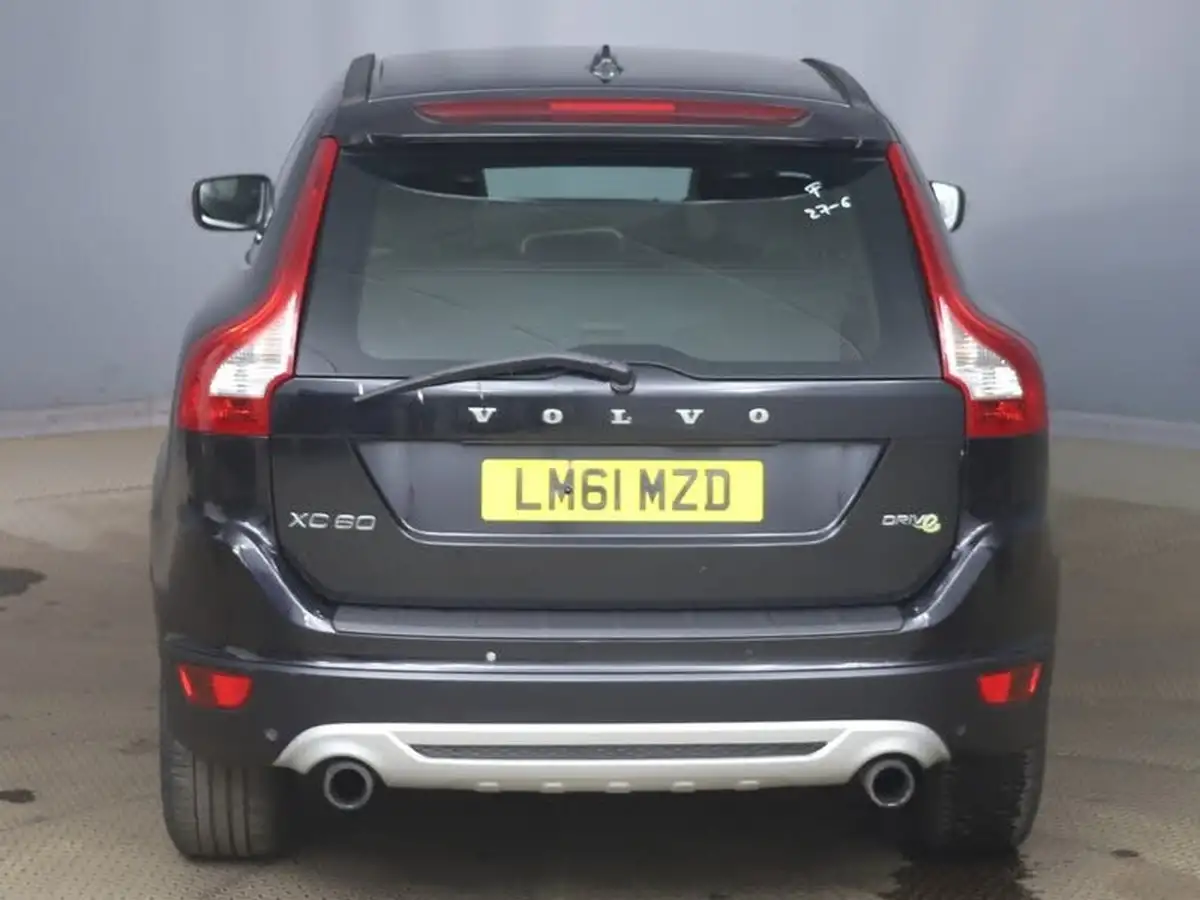 2011-volvo-xc60-20td-d3-r-design-premium-163bhp-big-3
