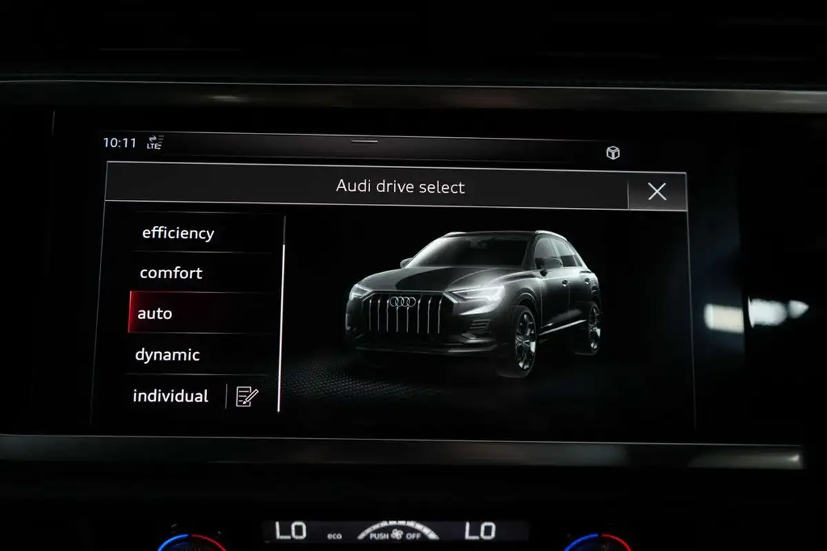 2019-audi-q3-20-40-tfsi-s-line-big-43