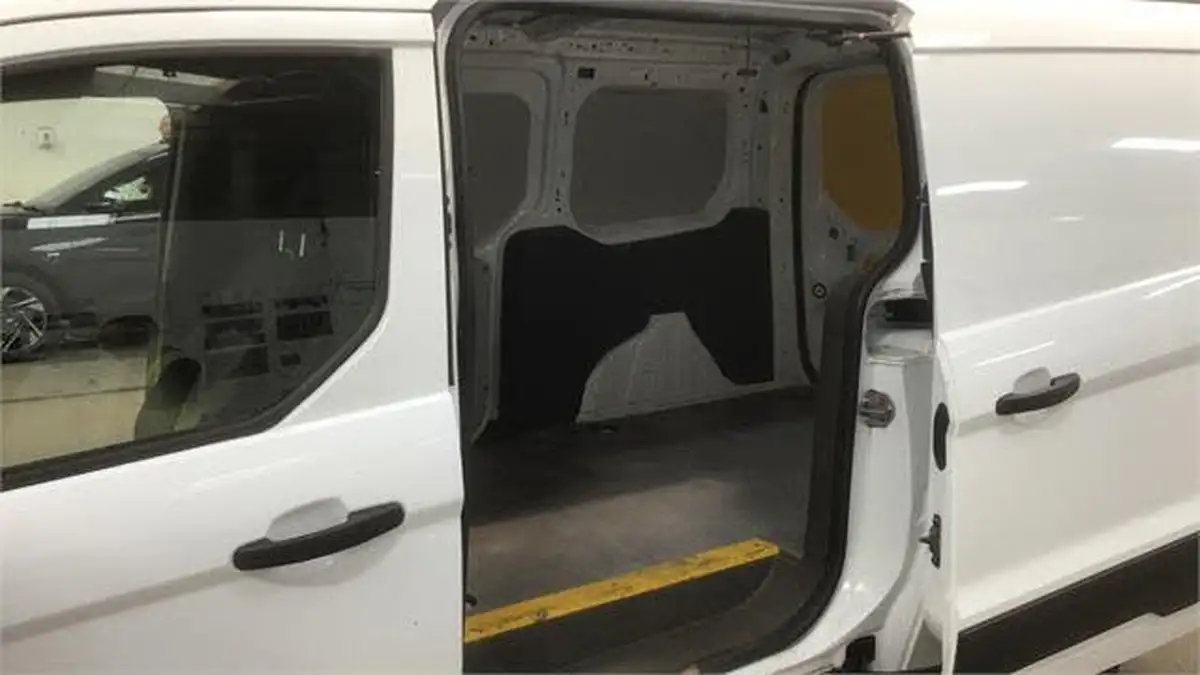 2021-ford-transit-connect-big-4