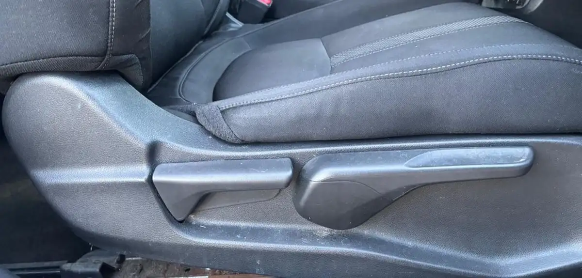 2020-honda-civic-10-vtec-turbo-se-hatchback-5d-big-37