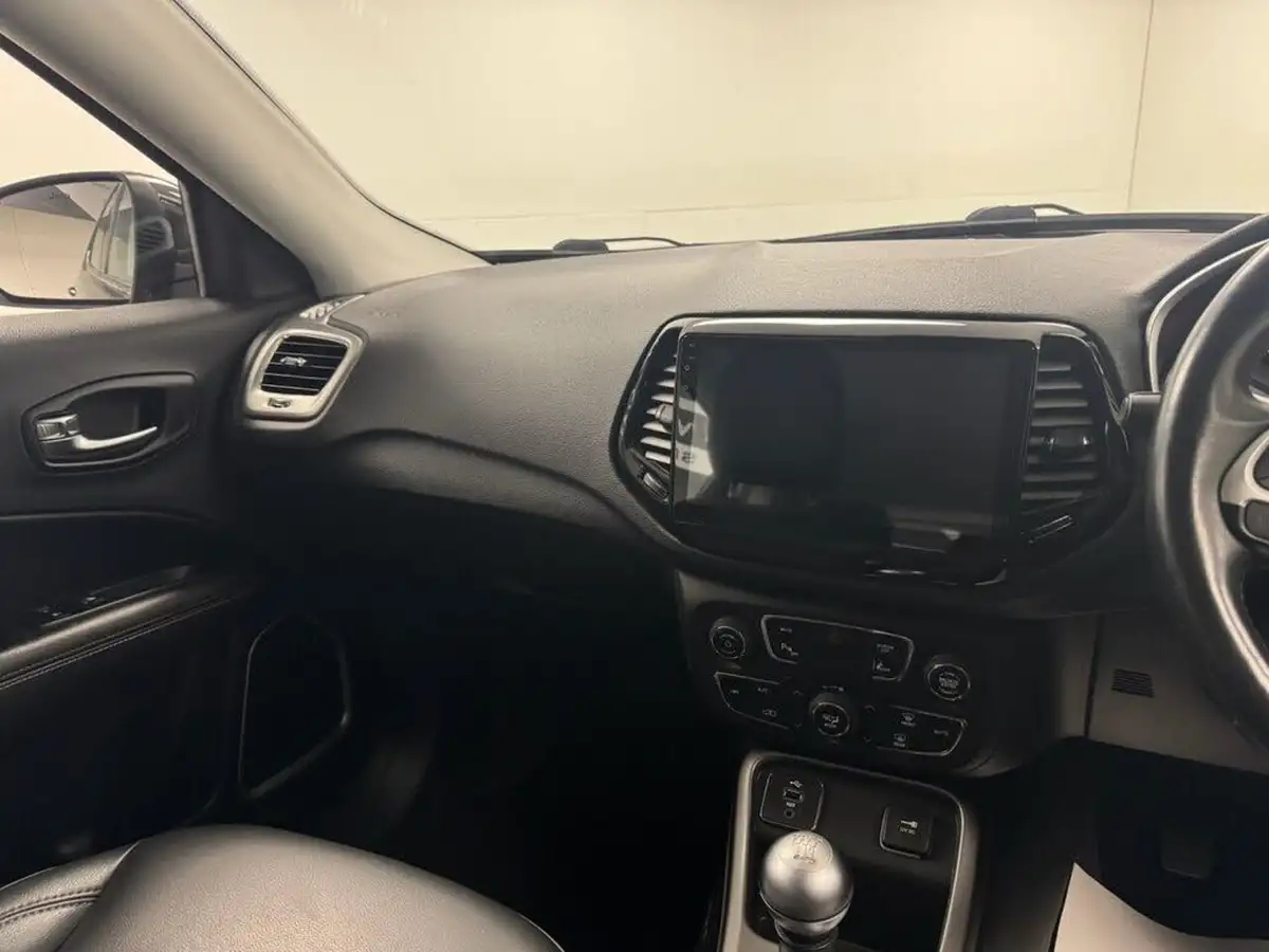 2018-jeep-compass-14-multiair-ii-longitude-big-12