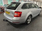 2020-skoda-octavia-16tdi-se-technology-estate-small-20