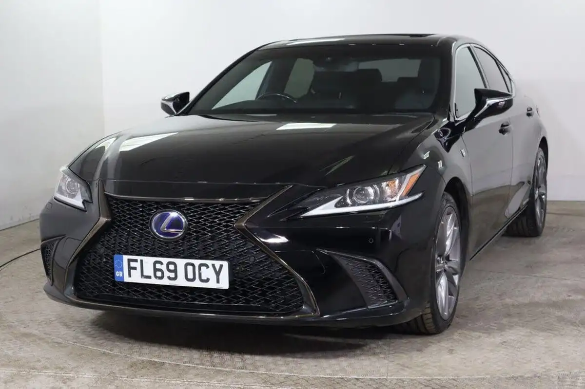 2019-lexus-es-300h-25-f-sport-big-5