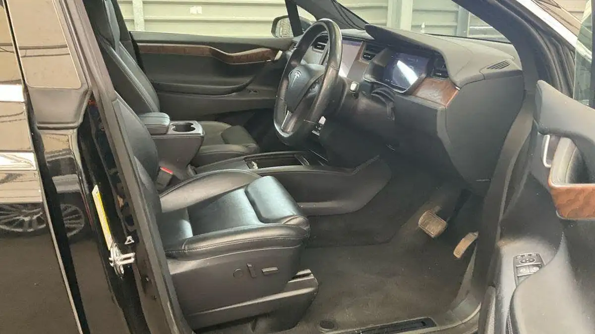 2020-tesla-model-x-e-long-range-big-7