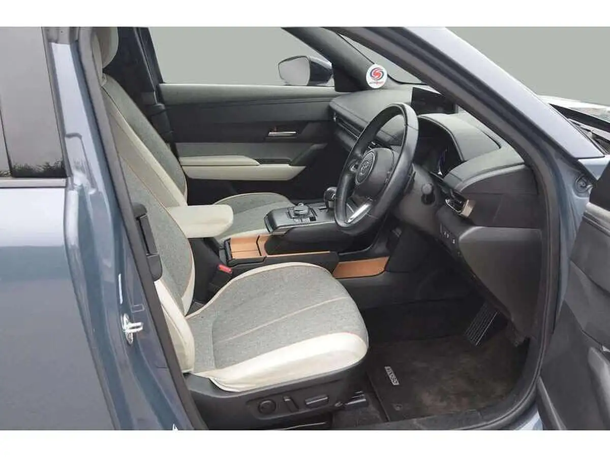 2021-mazda-mx-30-e-first-edition-big-16