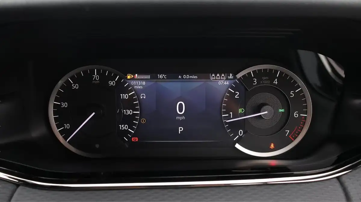 2021-land-rover-range-rover-evoque-20-p200-r-dynamic-s-big-10