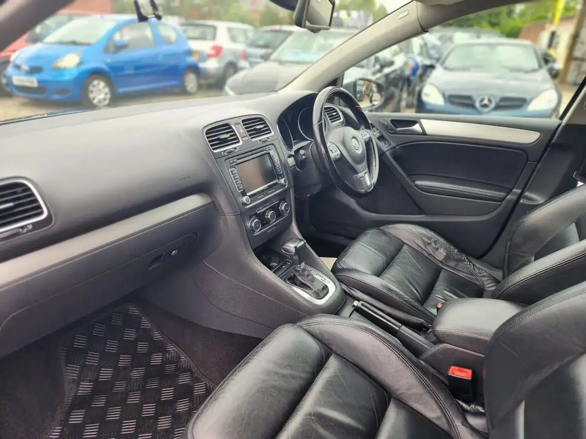 2009-volkswagen-golf-14-gt-5d-dsg-big-12