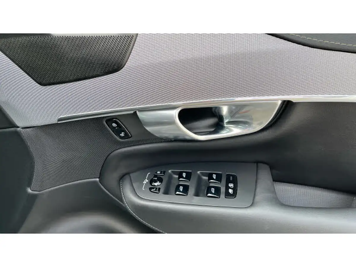 2024-volvo-xc90-20-b5-plus-big-14